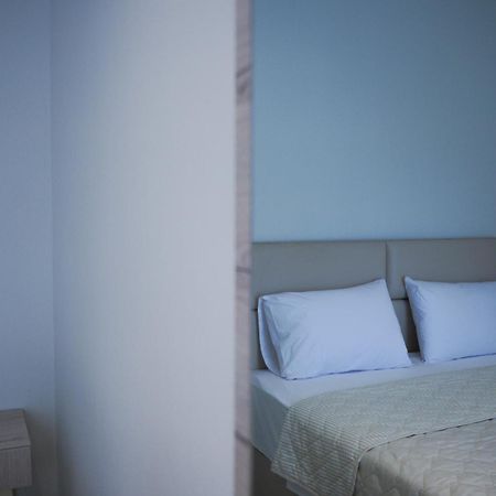 Hotel Lefkes Paralía Skotínis 외부 사진