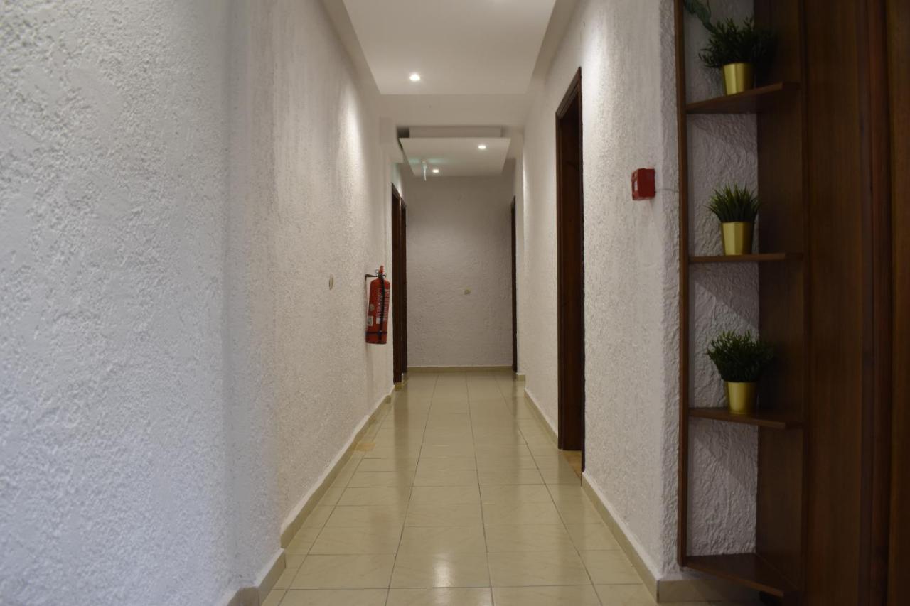 Hotel Lefkes Paralía Skotínis 외부 사진