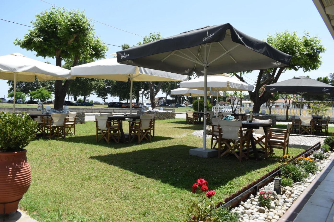 Hotel Lefkes Paralía Skotínis 외부 사진