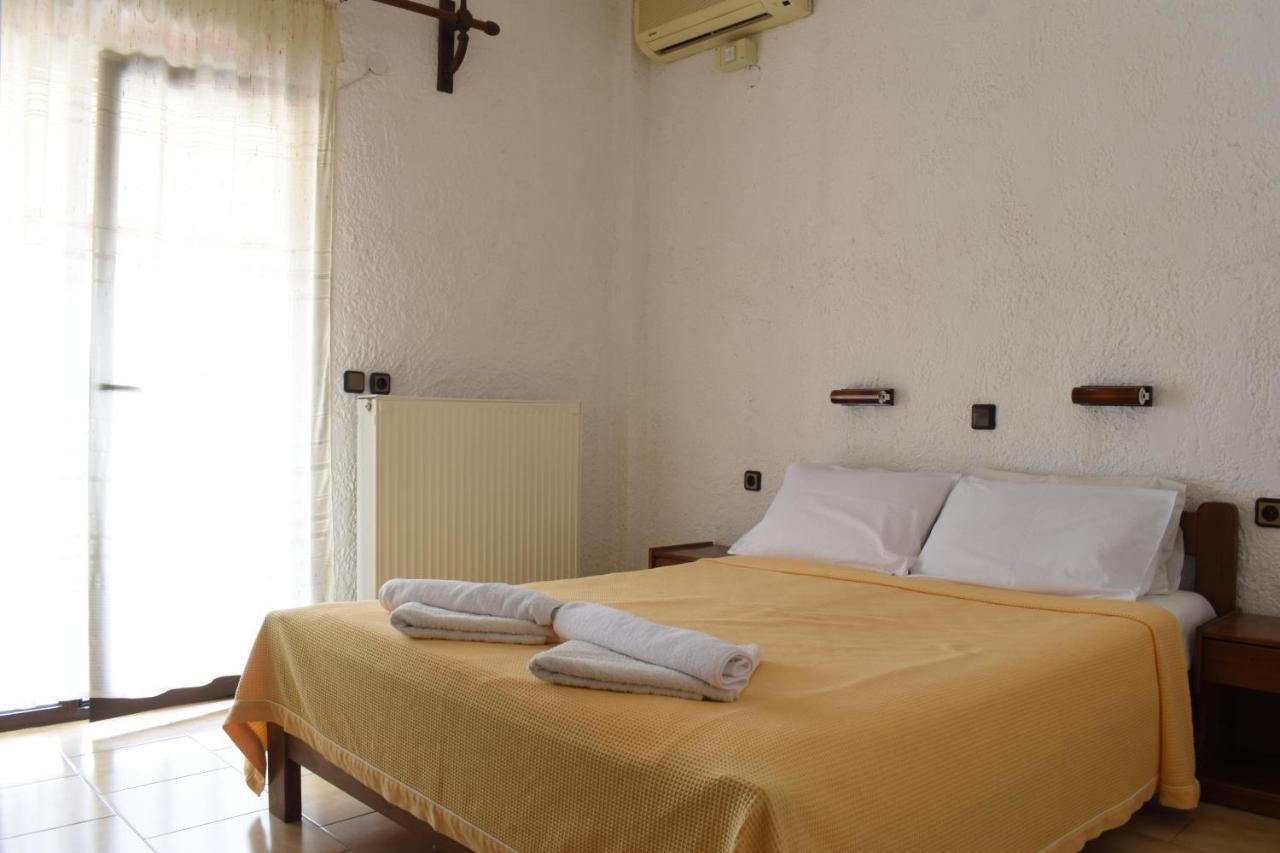 Hotel Lefkes Paralía Skotínis 외부 사진