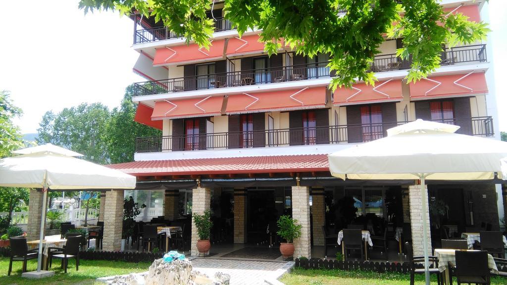 Hotel Lefkes Paralía Skotínis 외부 사진