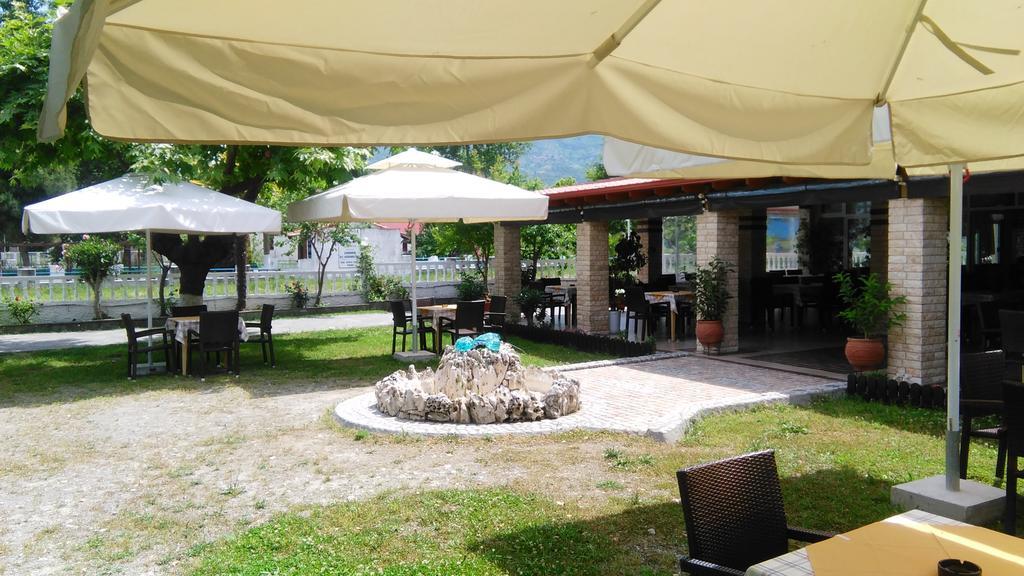 Hotel Lefkes Paralía Skotínis 외부 사진