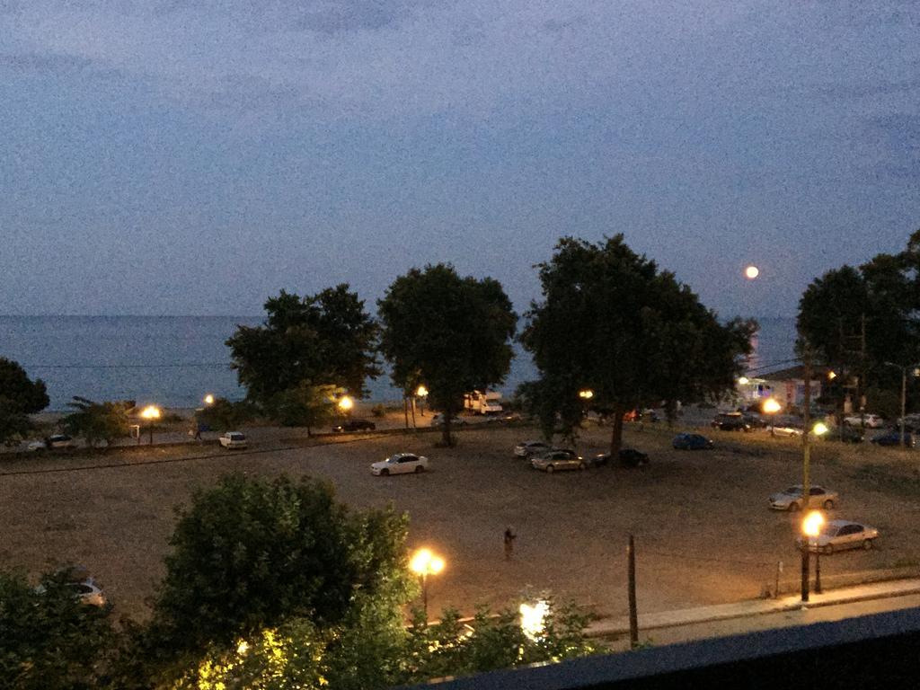 Hotel Lefkes Paralía Skotínis 외부 사진